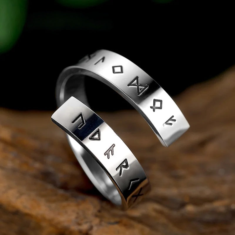 Nordischer Ring Vikinger Runen aus Edelstahl